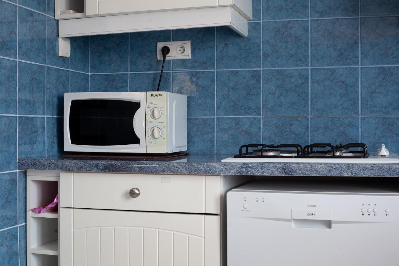 Appartement Avec Piscine Et Cuisine Roquefort-la-Bédoule Dış mekan fotoğraf