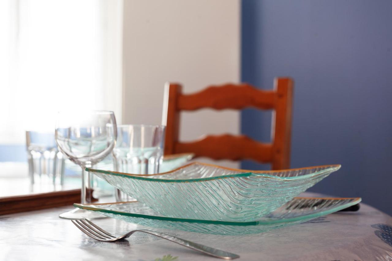 Appartement Avec Piscine Et Cuisine Roquefort-la-Bédoule Dış mekan fotoğraf