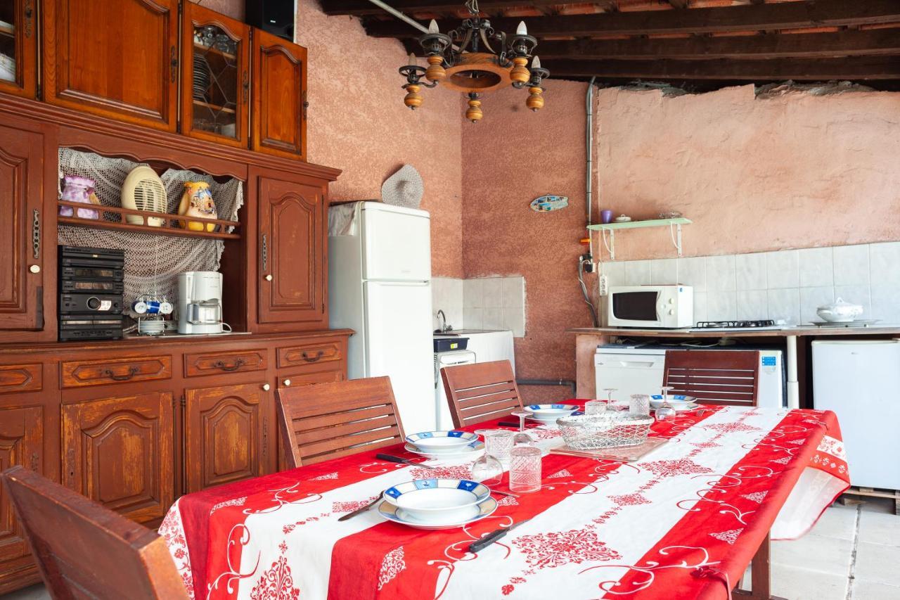 Appartement Avec Piscine Et Cuisine Roquefort-la-Bédoule Dış mekan fotoğraf